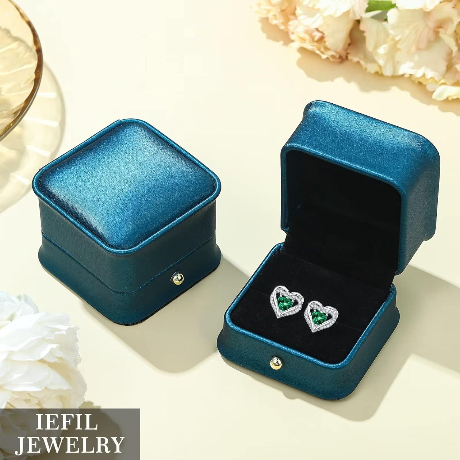 925 sterling silver heart stud earrings with classic polished finish