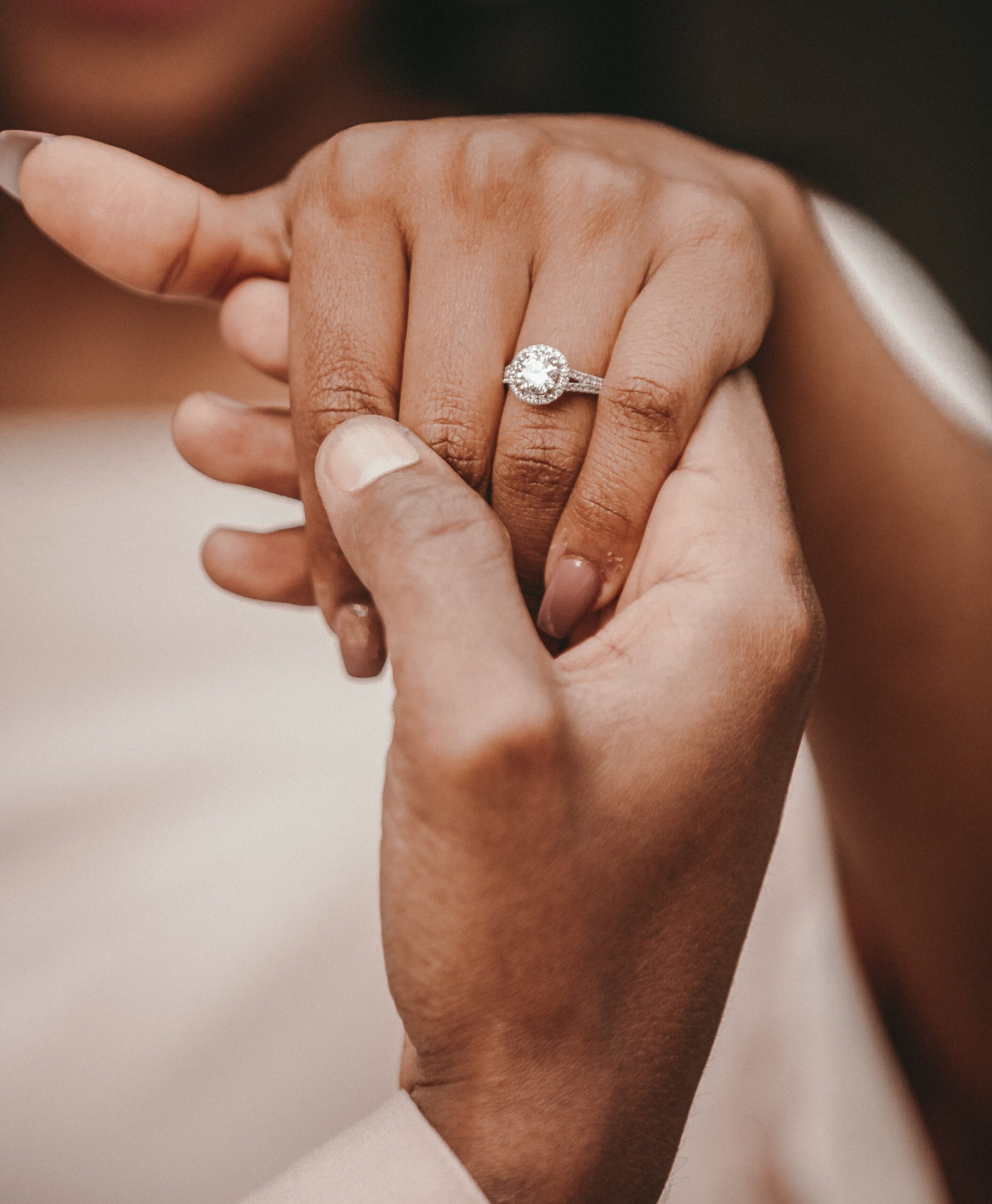 Classic lab-grown diamond solitaire engagement ring in 14k gold with prong setting, round cut diamond