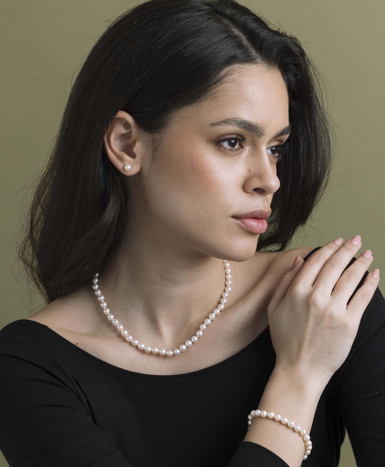 Japanese Akoya pearl pendant necklace with 14K gold chain, classic white cultured pearl on delicate gold setting